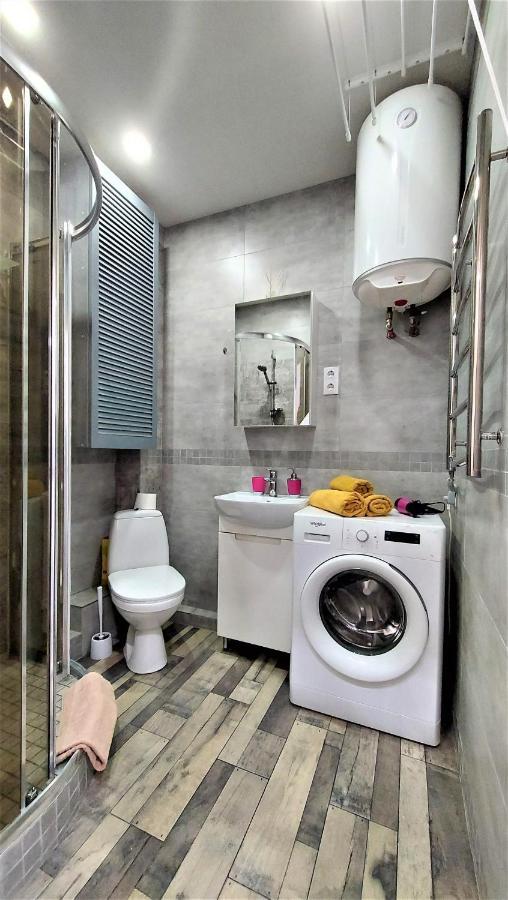 Смарт-Апартаменти На 1 Поверсі Kiev Exterior foto